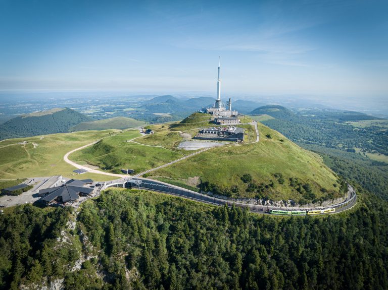 LE PANORAMIQUE DES DÔMES