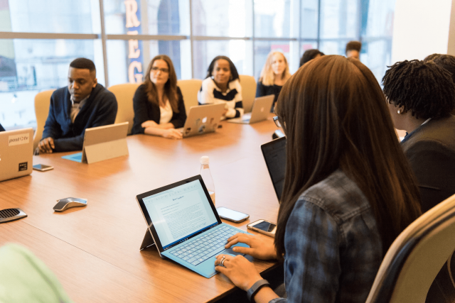 Congrès_2000_CR_réunion_CSE_1 Congrès 2000, l’acteur incontournable du compte rendu de réunion