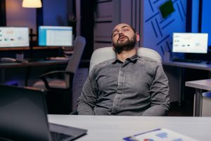 droit à la déconnexion - équilibre vie professionnelle vie personnelle, salarié épuisé