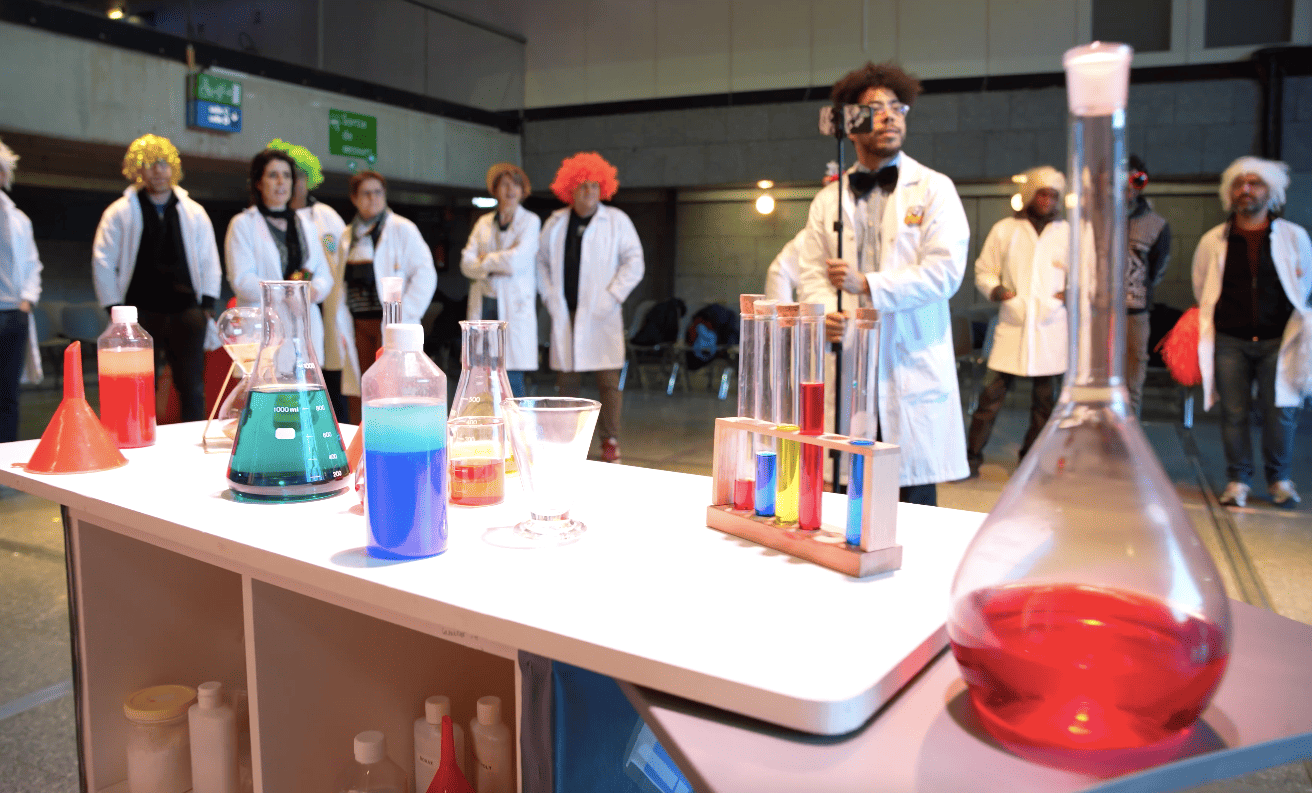 Spectacle Noël Scientastique pour l'arbre de Noël d'un CSE